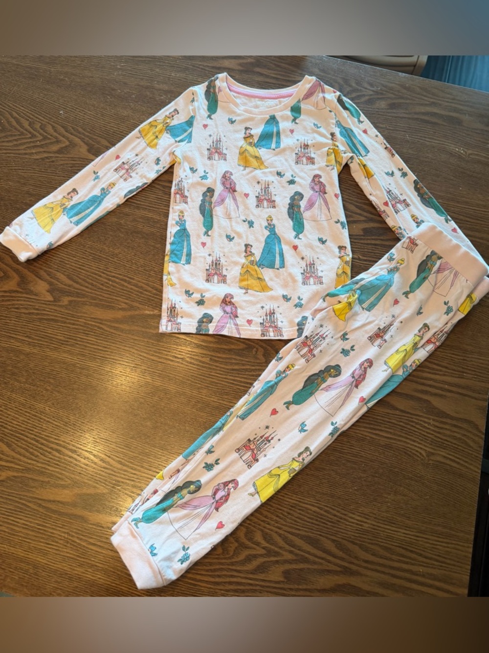Girls' Cream Princess Pattern Long-Sleeve Pajama Set
